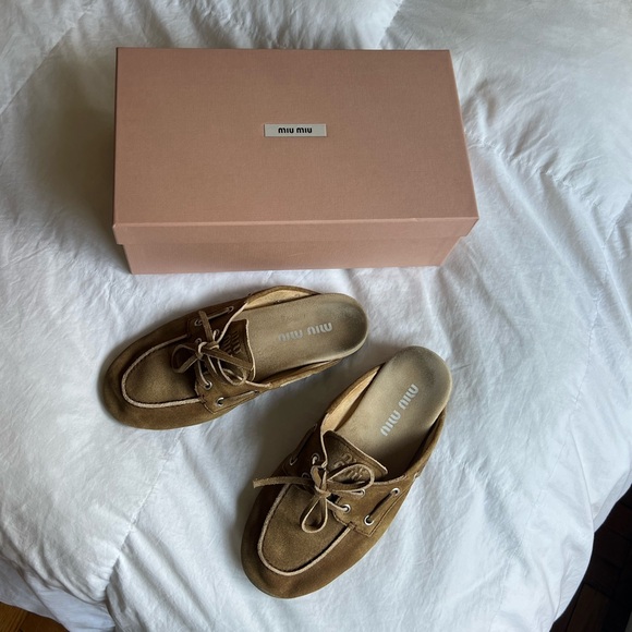 Miu Miu Faded Suede Mules - Picture 3 of 6